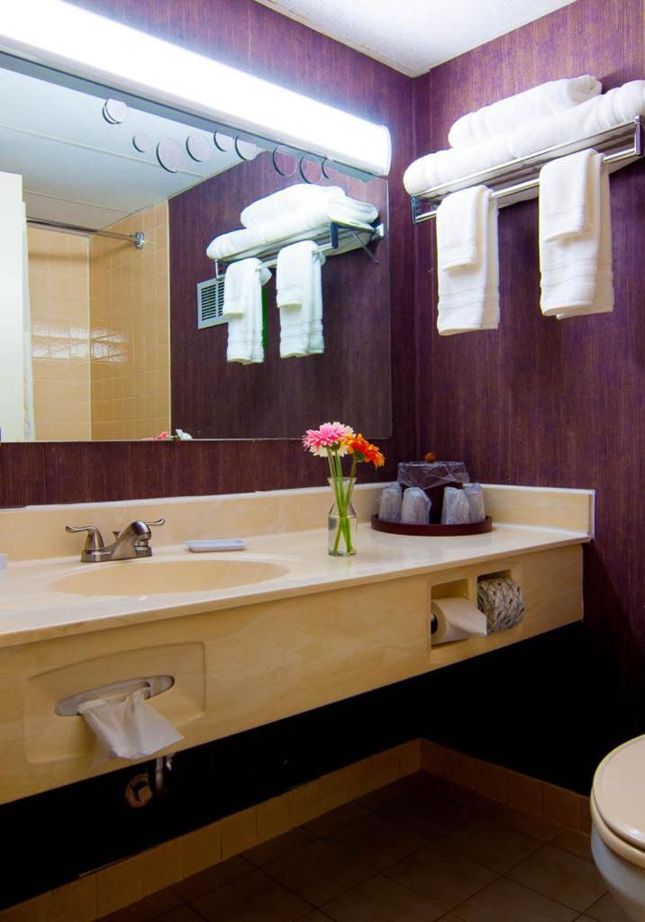 Newark Garden Finger Lakes Hotel Εξωτερικό φωτογραφία